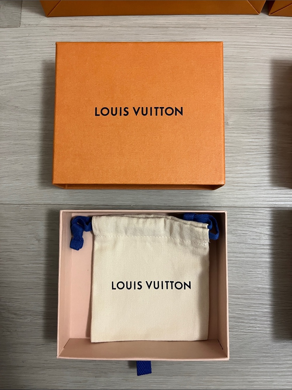 Louis Vuitton Orange and Cream Box and Dust Bag Set - Picture 2 of 3